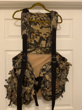 Load image into Gallery viewer, Mossy Oak Forest Floor Leafy Vest