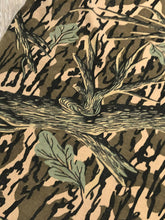 Load image into Gallery viewer, 80s Mossy Oak Treestand Camo Pocket Tee (L) 🇺🇸