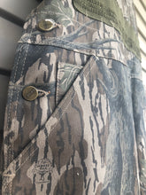 Load image into Gallery viewer, Carhartt Mossy Oak Overalls (32x30)