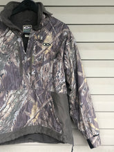 Load image into Gallery viewer, Drake Mossy Oak Pullover (M/L)