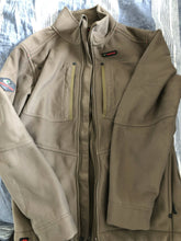 Load image into Gallery viewer, Mossy Oak Jacket