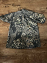 Load image into Gallery viewer, Mossy Oak Short Sleeve Button Down