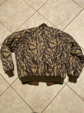 Load image into Gallery viewer, VTG Columbia Sportswear 1995 Reversible Bomber Jacket Mens L Delta Marsh Camo