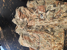 Load image into Gallery viewer, Mossy Oak DUCK BLIND Shirt and Pant Combo (XXL-40)
