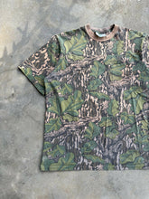 Load image into Gallery viewer, Vintage Mossy Oak Full Foliage T-Shirt(L)