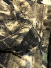 Load image into Gallery viewer, Y2K Columbia Mossy Oak Break Up Fleece (Y/10-12)