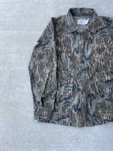 Load image into Gallery viewer, Mossy Oak Treestand 3 Pocket Jacket (M)