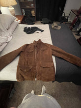 Load image into Gallery viewer, Round tree and Yorke leather jacket (L)