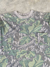 Load image into Gallery viewer, Vintage Distressed Mossy Oak Full Foliage T-Shirt (L) 🇺🇸