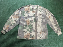 Load image into Gallery viewer, Realtree Camo Jerzees Outdoors Front Pocket Long Sleeve Shirt Large