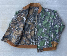 Load image into Gallery viewer, Mossy Oak Full Foliage/Fall Foliage Reversible Bomber Jacket (XL)