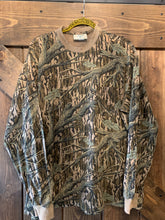 Load image into Gallery viewer, Mossy Oak Treestand LS Tshirt (XL)🇺🇸
