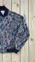 Load image into Gallery viewer, Original Mossy Oak Treestand Bomber Jacket (XXL)