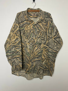 Vintage Mossy Oak Shadow Grass Chamois Button Up