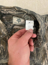 Load image into Gallery viewer, Vintage Mossy Oak Treestand Button-Up