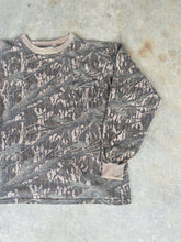 Load image into Gallery viewer, Vintage Mossy Oak Treestand Camo Longsleeve Shirt (L/XL) 🇺🇸