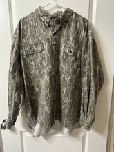 Load image into Gallery viewer, Mossy Oak Bottomland Cotton Shirt (XL)