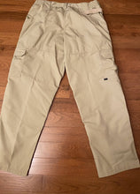 Load image into Gallery viewer, 5.11 Tactical Gear Cargo Pants (36/30) Khaki