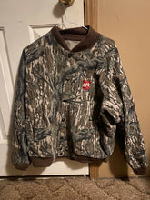 Load image into Gallery viewer, PSE Archery Mossy Oak Treestand Bomber Jacket (M) 🇺🇸