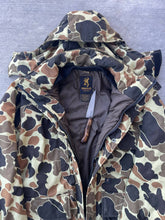 Load image into Gallery viewer, Browning Old School Camo Gore-Tex Jacket (L)