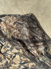 Load image into Gallery viewer, Vintage Mossy Oak Forrest Floor / Gen 1 Break up Button Up (XXXL)