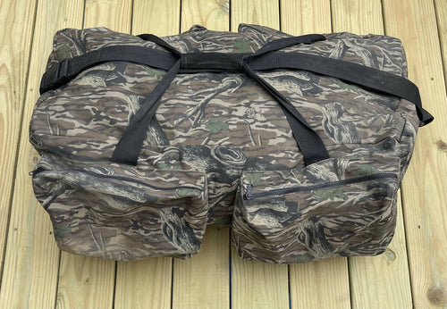 90’s Mossy Oak Treestand Duffel Bag (35”x20”x12”) 🇺🇸