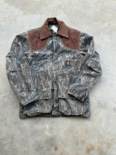 Load image into Gallery viewer, 90’s Vintage Carhartt Treestand Camo Blanket Lined Jacket (M) 🇺🇸