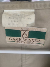 Load image into Gallery viewer, Vintage Game Winner shooting vest