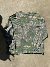 Load image into Gallery viewer, Vintage Mossy Oak Shadowleaf Camo Longsleeve (XXXL)
