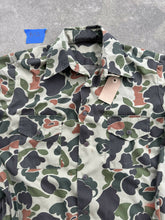 Load image into Gallery viewer, 1970’s/80’s Duck Camo Button Up (L)
