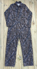 Load image into Gallery viewer, Original Mossy Oak Treestand Coveralls (L)