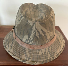 Load image into Gallery viewer, 80’s Mossy Oak Bottomland Fedora (M) 🇺🇸