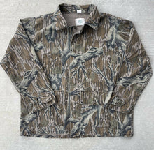 Load image into Gallery viewer, Mossy Oak Treestand 3 Pocket Jacket (XL) 🇺🇸