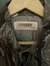 Load image into Gallery viewer, Ranger Camo Jacket Large