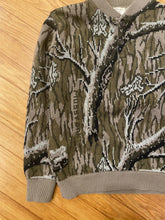 Load image into Gallery viewer, Vintage Whitewater Outdoors Mossy Oak Treestand Sweater (S)
