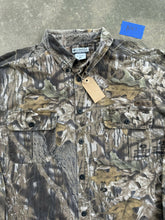 Load image into Gallery viewer, Vintage Columbia Mossy Oak Breakup Button Up (4XL)