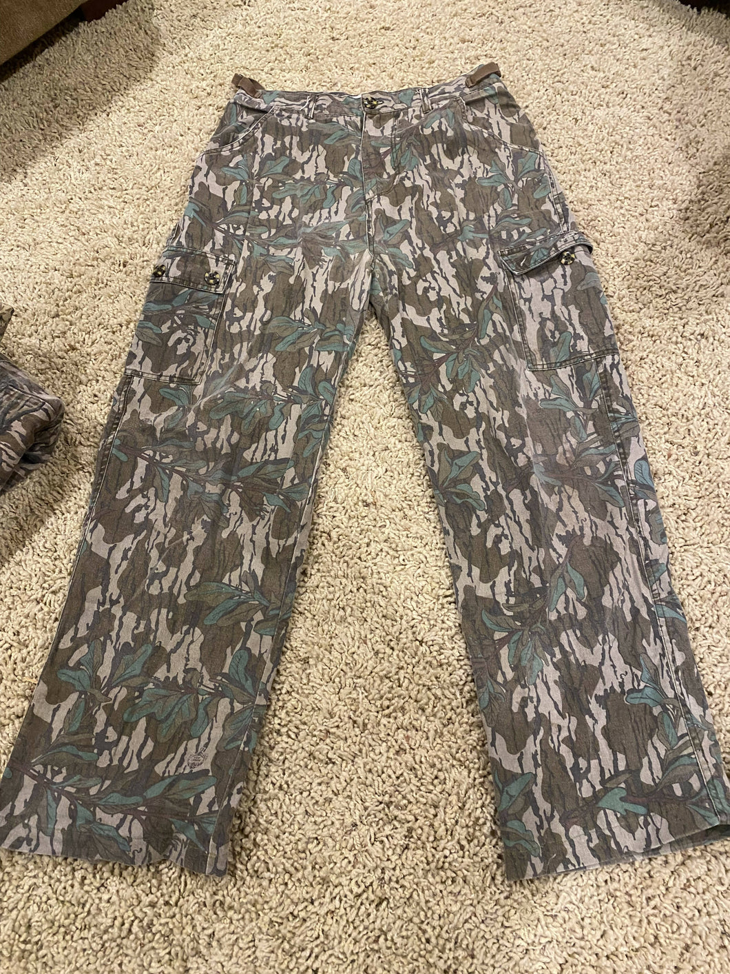 Mossy Oak Greenleaf Pants (M)🇺🇸