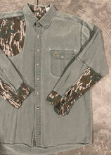 Load image into Gallery viewer, 90’s Mossy Oak Companions Greenleaf Button Down (XL)🇺🇸