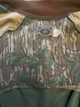 Load image into Gallery viewer, Mossy Oak Companions Jacket (XL)🇺🇸