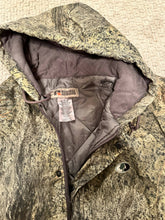 Load image into Gallery viewer, Mossy Oak jacket - L