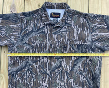 Load image into Gallery viewer, Browning Short Sleeve Vented Treestand Button Up