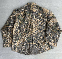 Load image into Gallery viewer, Woolrich Mossy Oak Shadow Grass (2nd Gen) Chamois Button Down (XL)