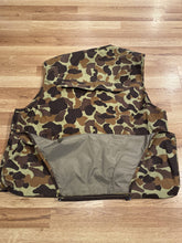 Load image into Gallery viewer, Gamehide Hunting Vest in Duck Camo