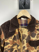 Load image into Gallery viewer, True Vintage Camo Duck Jacket 70s/80s Spotted Hunting - L/XL