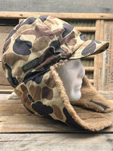 Load image into Gallery viewer, Vintage Columbia Camo Winter Hat Sherpa Lined with ear flaps (XXL) 🇺🇸