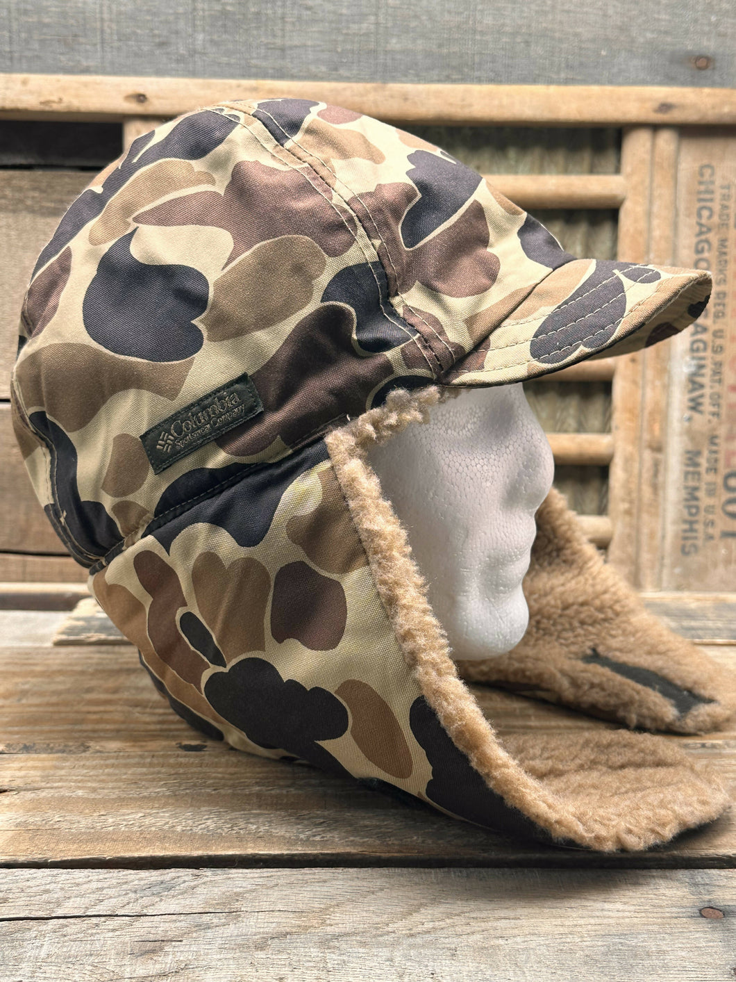 Vintage Columbia Camo Winter Hat Sherpa Lined with ear flaps (XXL) 🇺🇸