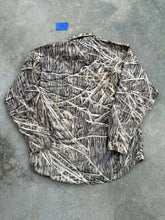 Load image into Gallery viewer, Vintage Mossy Oak Shadow Grass Camo Lightweight Button Up (L)