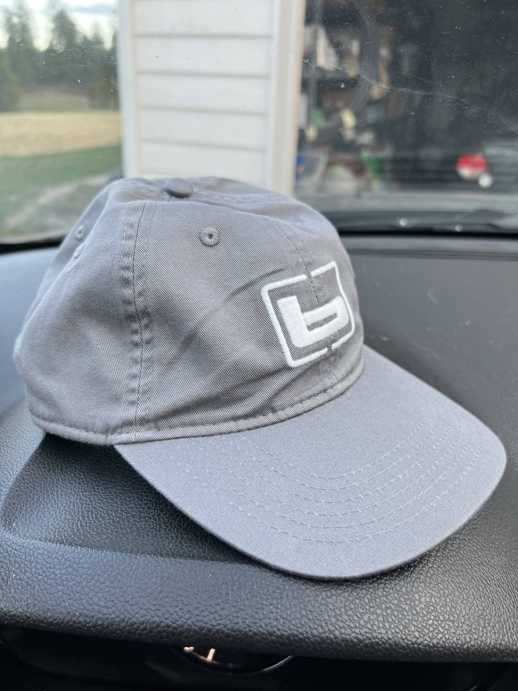 Banded leather strap hat