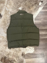 Load image into Gallery viewer, Drake Vest Olive Green Magnattach Down Quilted Puffer (XL)