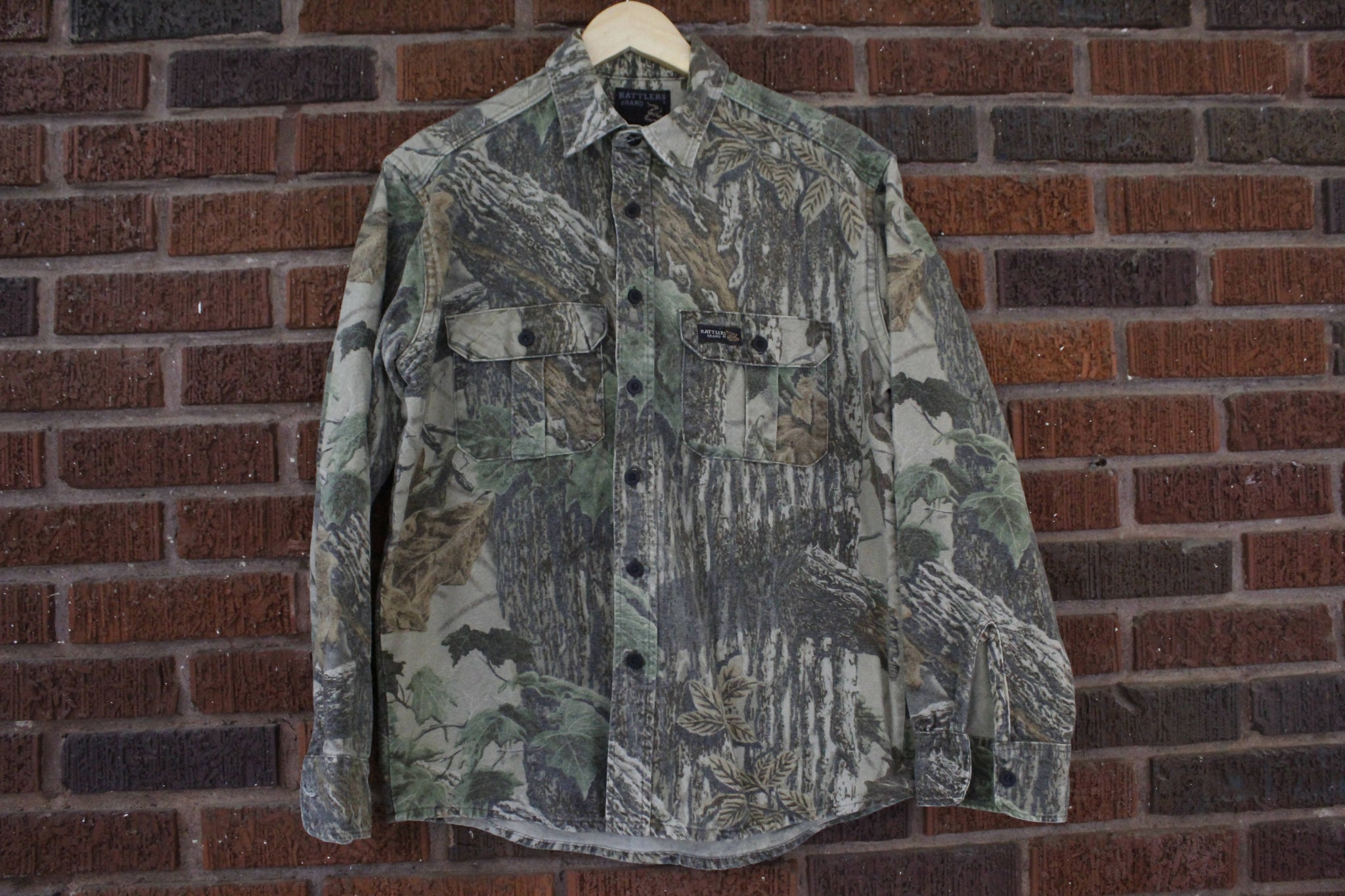Vintage Rattlers Brand Camo Button Down Long Sleeve Hunting Shirt Men's  Large L